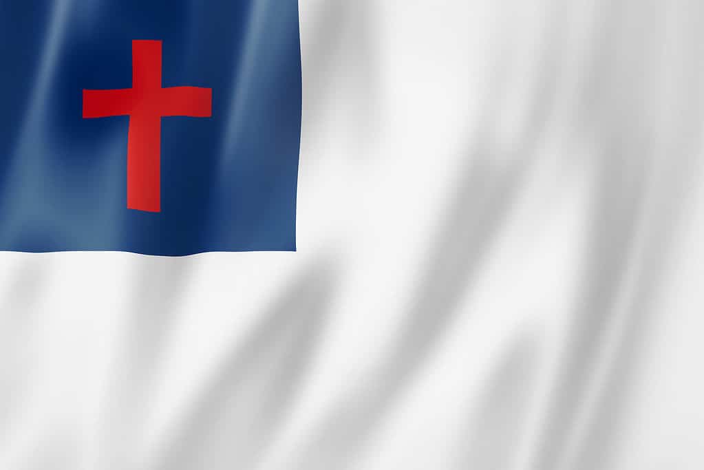 La bandiera cristiana ha un cantone blu contenente una croce rossa