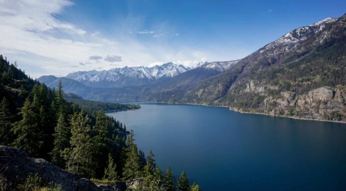 Scopri il lago più profondo di Washington
