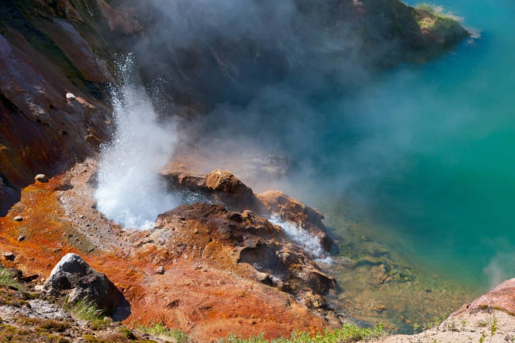 geyser in eruzione