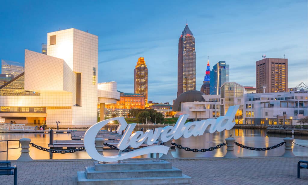 Acquai vicino a Cleveland - Skyline di Cleveland