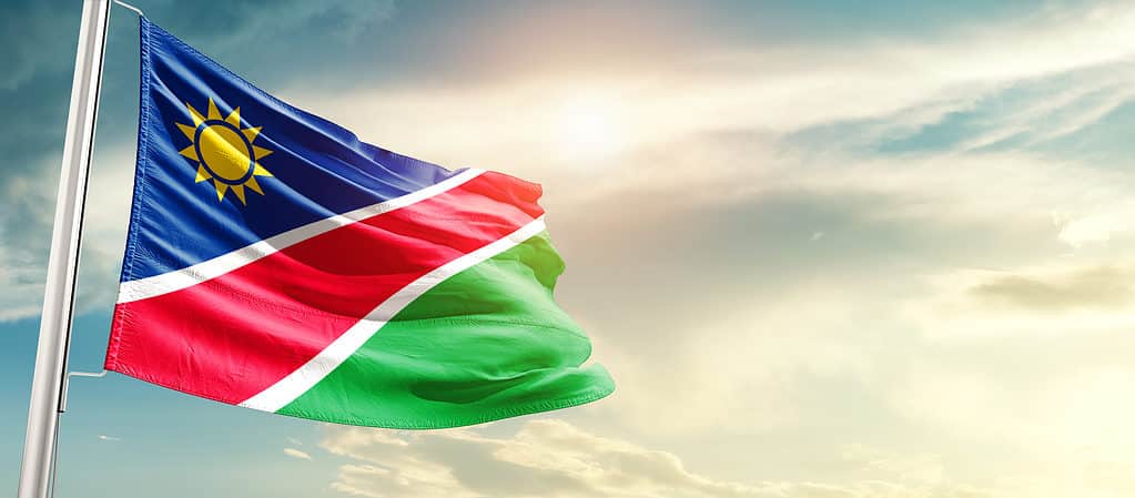 Sventola la bandiera della Namibia