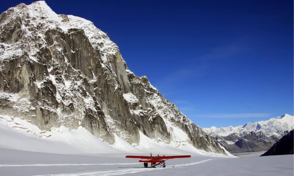 Parco nazionale di Denali - Atterraggio aereo sul ghiacciaio in inverno