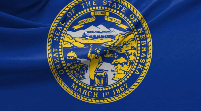 La bandiera del Nebraska: storia, significato e simbolismo
