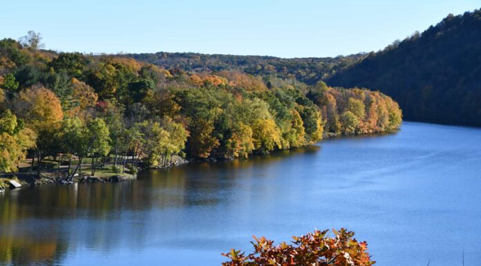 Scopri il lago più profondo del Connecticut
