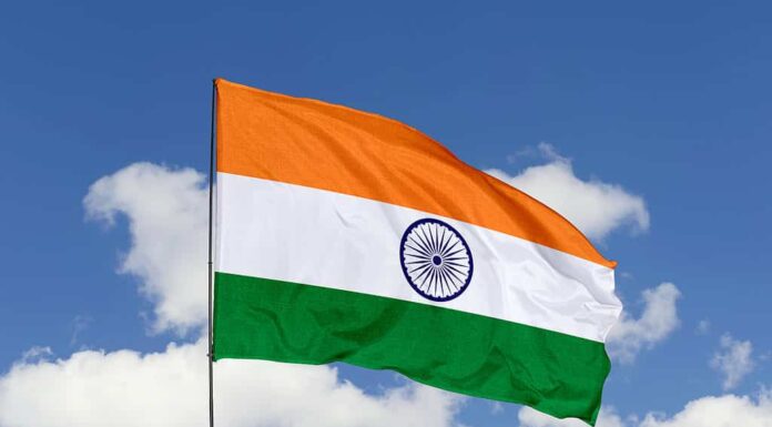 La bandiera dell'India: storia, significato e simbolismo
