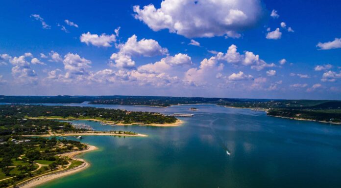 Scopri il lago più profondo di Austin, in Texas
