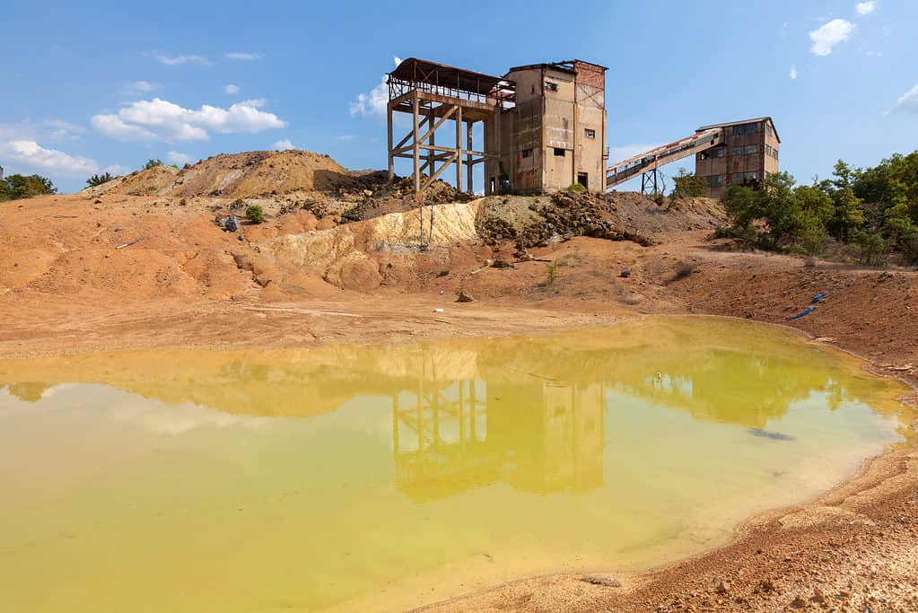 Inquinamento delle acque da attività mineraria