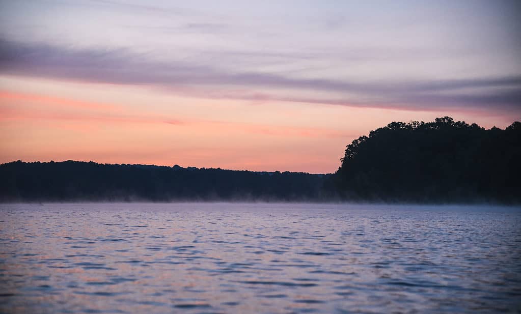 Hoosier National Forest con una vista del tramonto sul lago