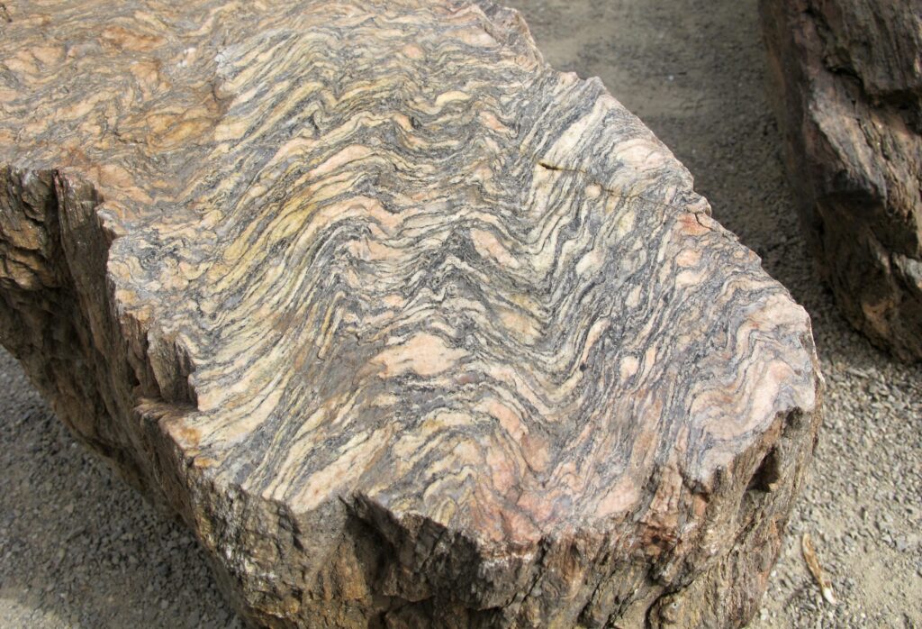 Gneiss, una roccia metamorfica