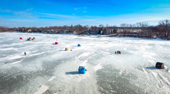 I 6 migliori laghi per la pesca sul ghiaccio nel Wisconsin
