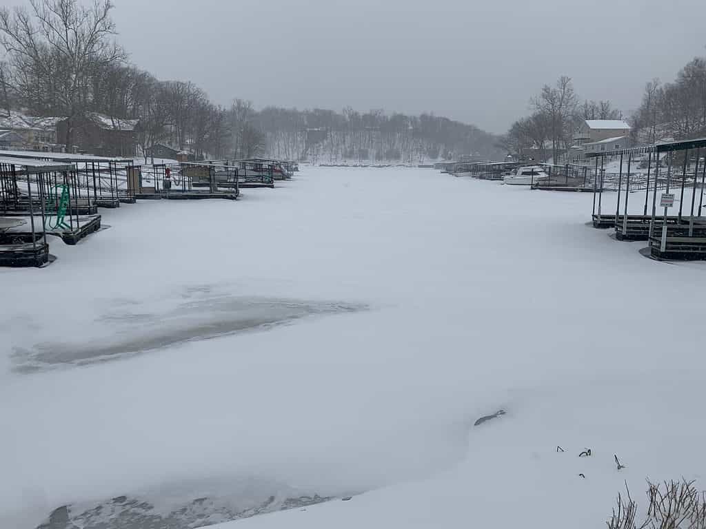 Lago ghiacciato degli Ozarks, Missouri