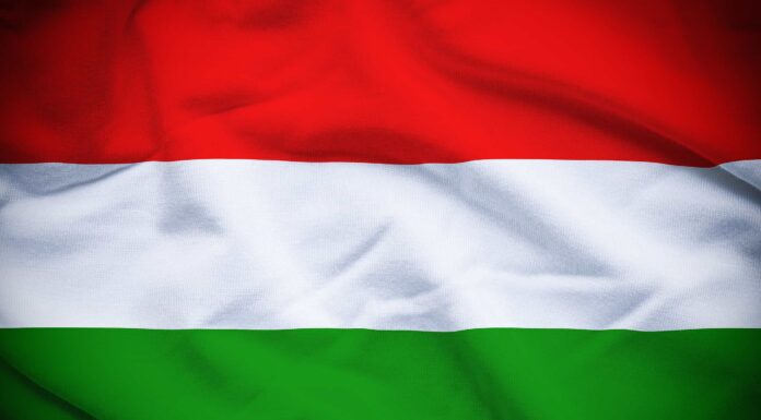 La bandiera rossa, bianca e verde: scopri la storia e il significato della bandiera ungherese
