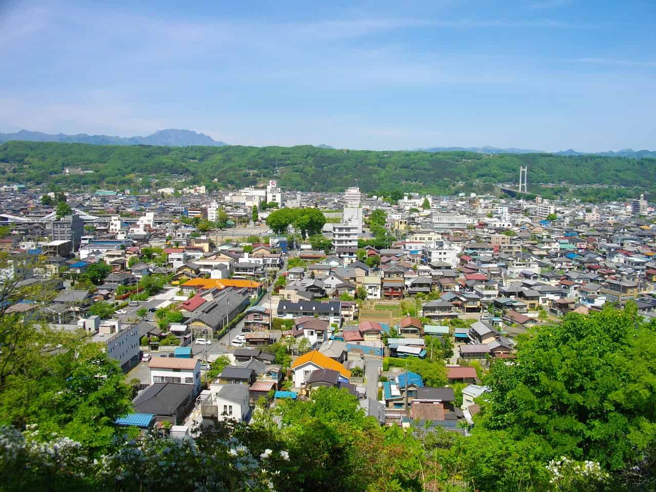 Vista centrale di Chichibu dal parco Hitsujiyama