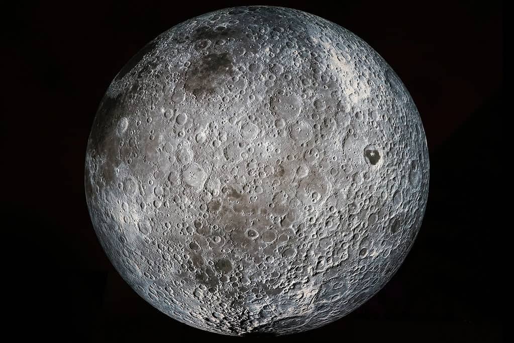 Dettaglio di una luna piena