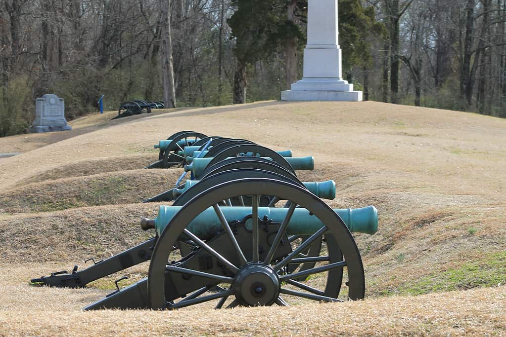 Cannoni al parco militare nazionale di Vicksburg