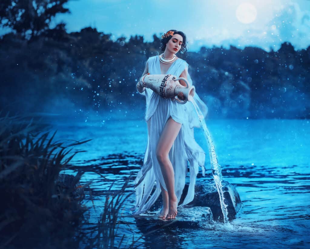 Foto/illustrazione fantasy dell'Acquario, il portatore d'acqua che versa l'acqua da un'urna in un lago