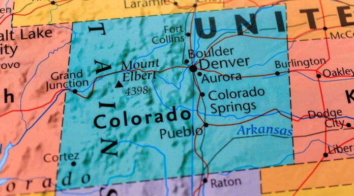 Scopri le 12 città più antiche del Colorado
