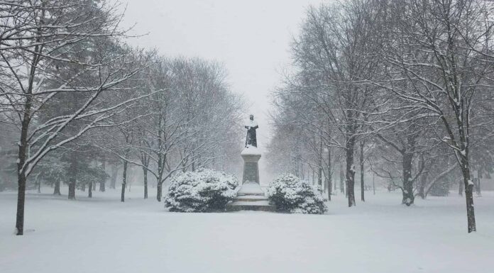 Scopri la più grande tempesta di neve che abbia mai colpito l'Indiana ad aprile
