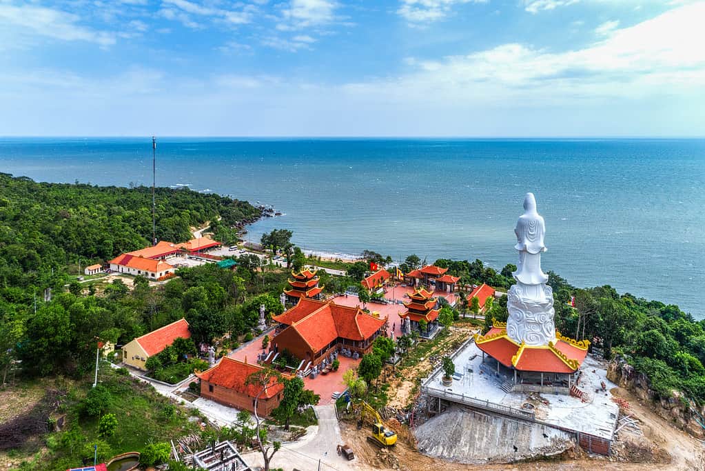 Phu Quoc è piena di siti memorabili tra cui la Pagoda Ho Quac