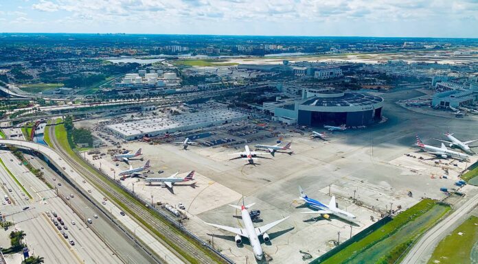 10 aeroporti più grandi negli Stati Uniti
