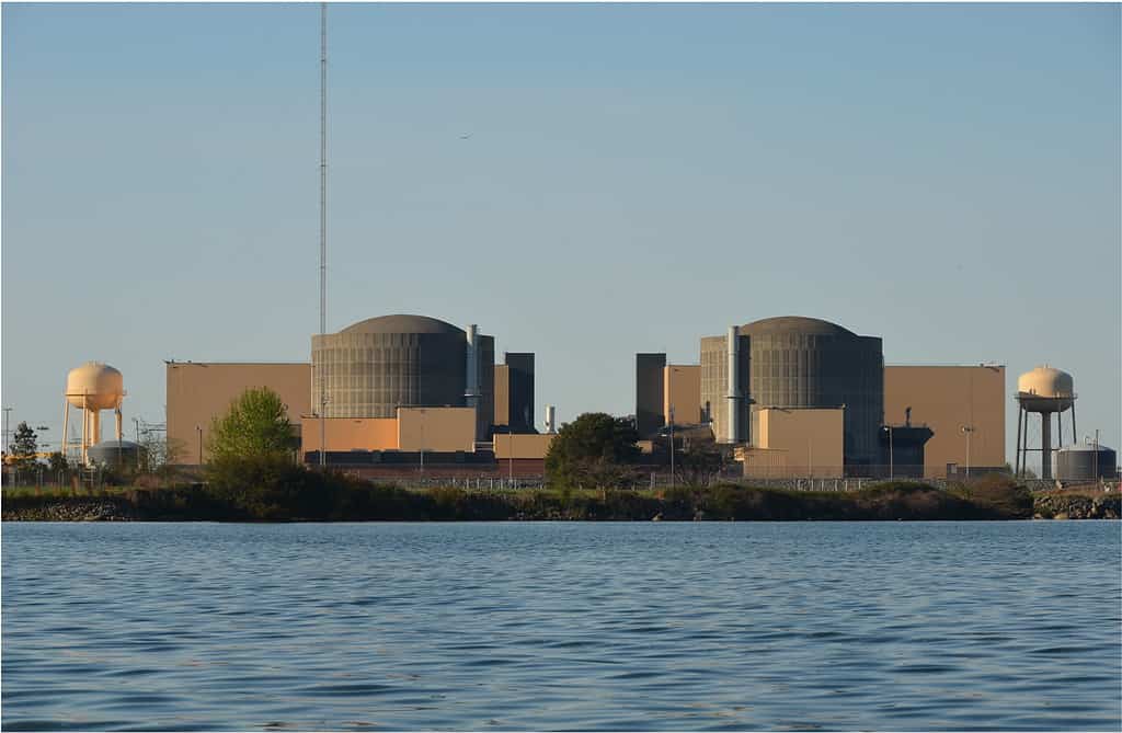 La stazione nucleare McGuire è la più grande centrale elettrica della Carolina del Nord