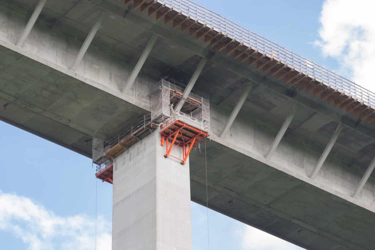 Ammodernamento di un ponte autostradale