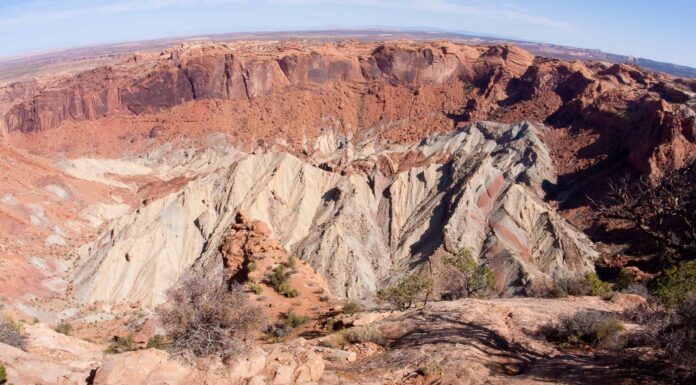 Scopri il più grande cratere da impatto nello Utah

