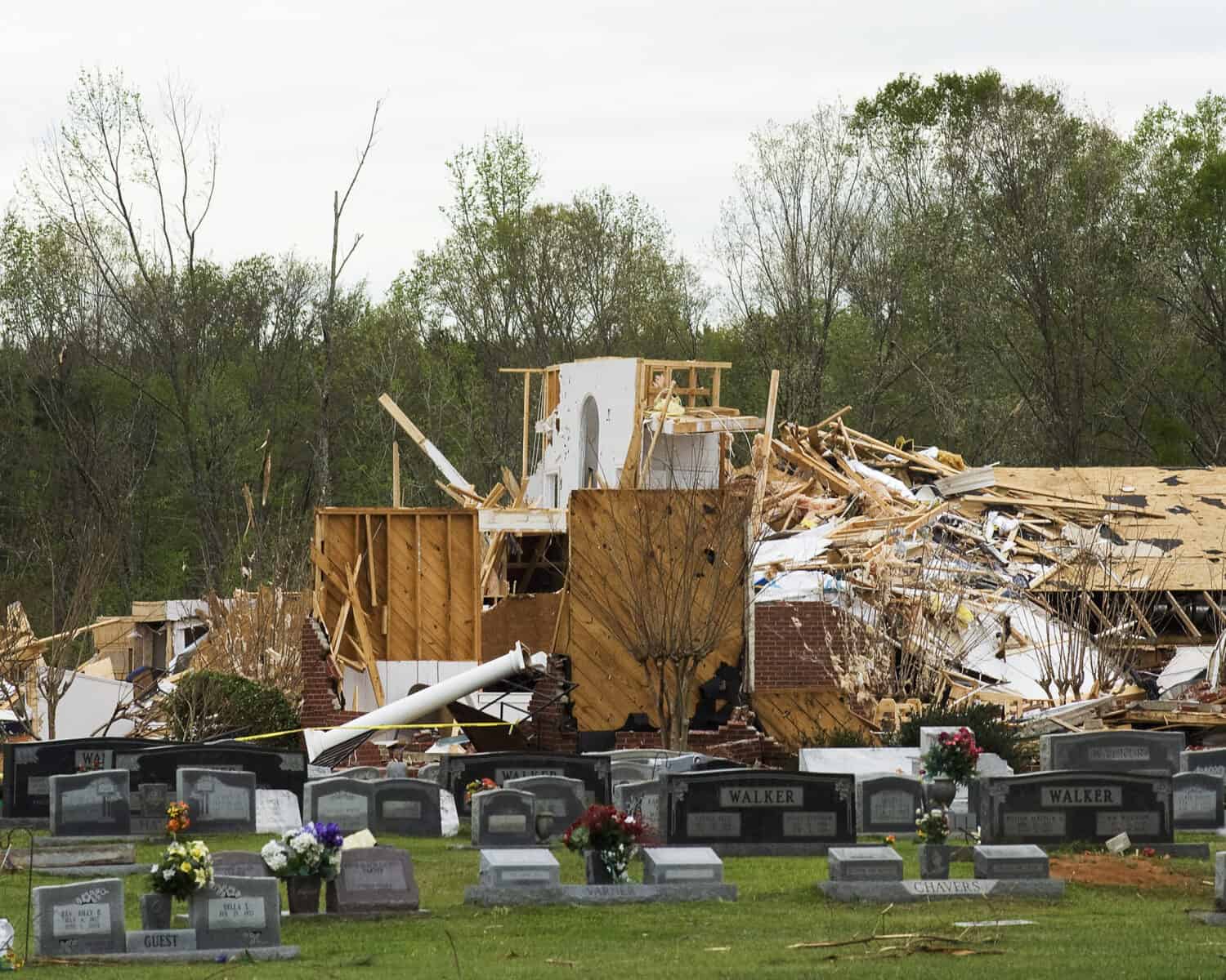 EF 3 Tornado a Magee, Mississippi 26 marzo 2009 distrugge la chiesa battista di Corinto.