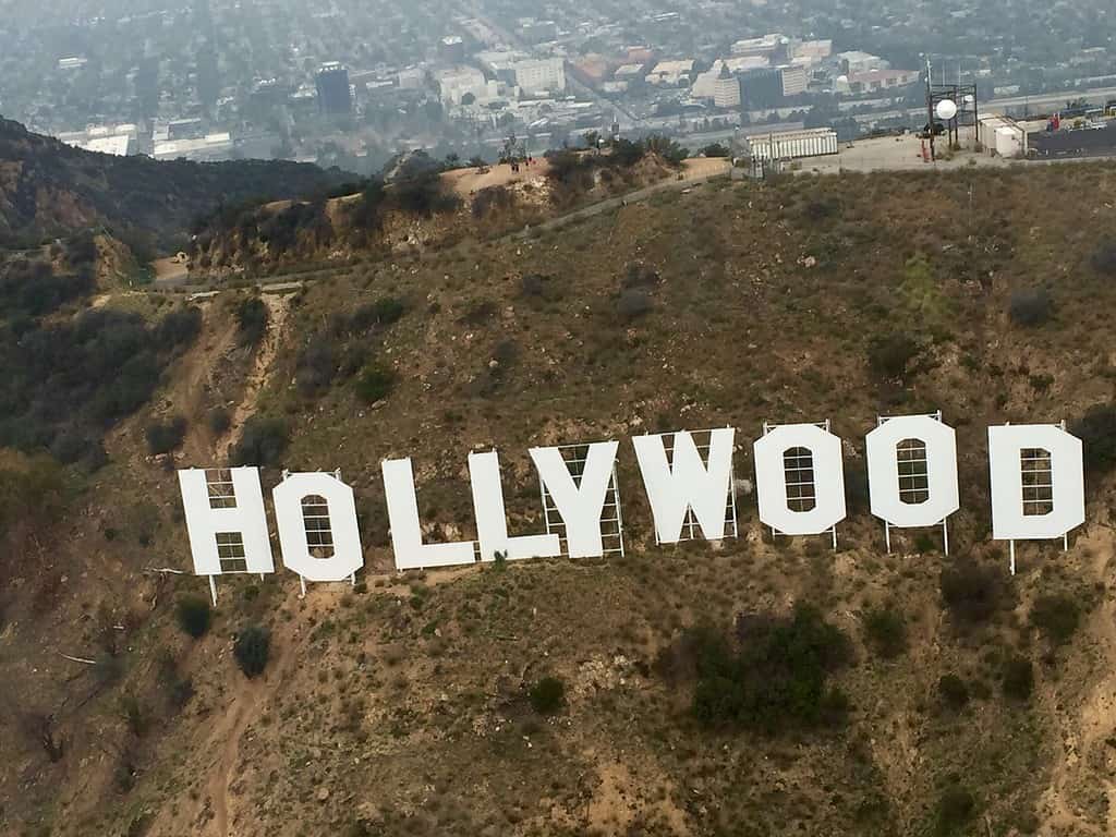 Il segno di Hollywood visto da un elicottero