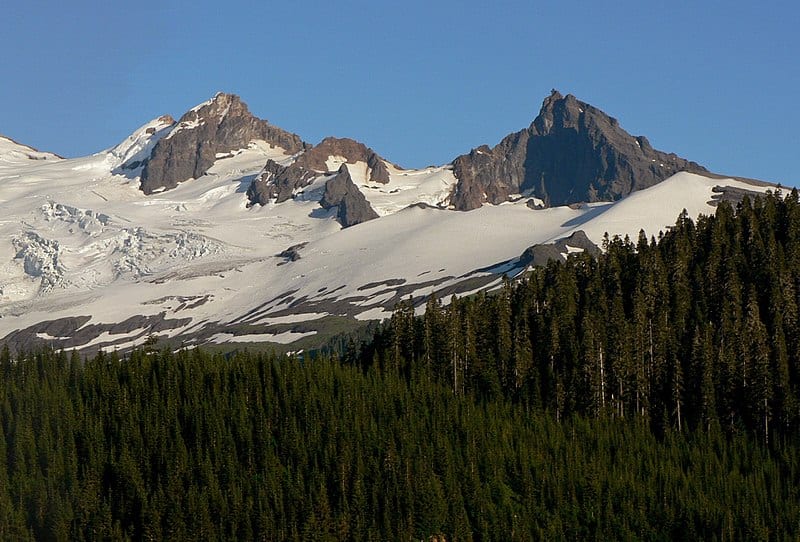 Vulcani più alti nello stato di Washington - Black Buttes, noto anche come Sawtooth Rocks