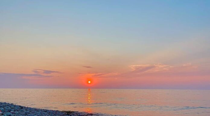 Tramonti estivi sul lago Ontario 2021