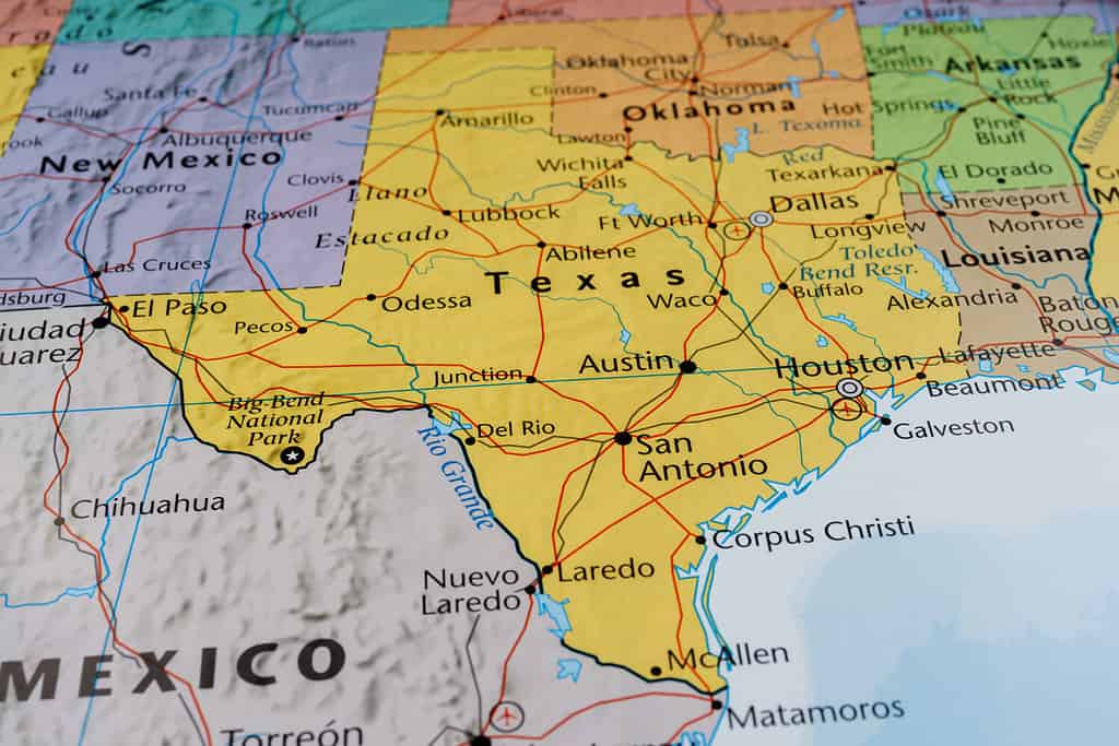 Lo stato del Texas ospita 254 contee e molte di esse si stanno riducendo rapidamente.