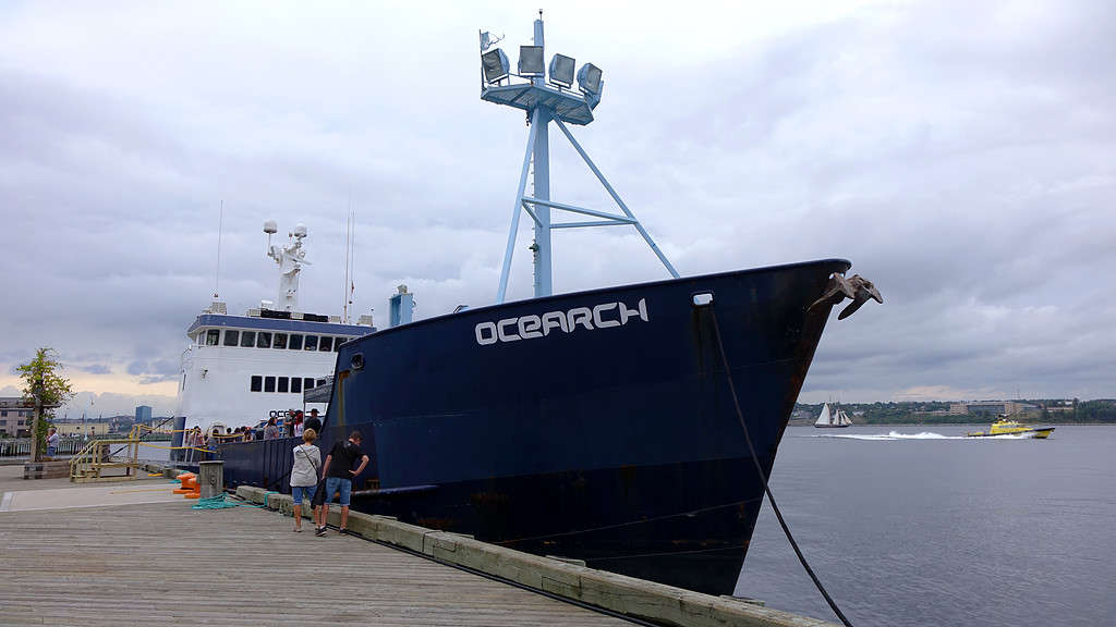 M/V Ocearch nave per la ricerca sugli squali nel porto di Halifax, Nuova Scozia, Canada, il 18 settembre 2018.