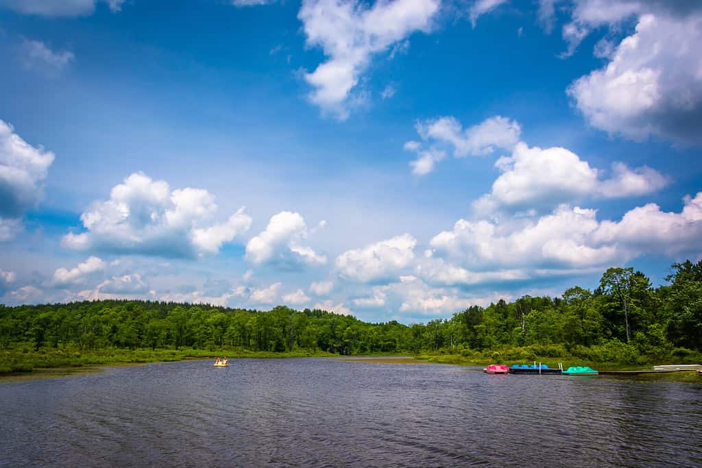 McPherson County State Lake, una bellissima area selvaggia con molte opportunità per pescare, nuotare, andare in barca e accamparsi