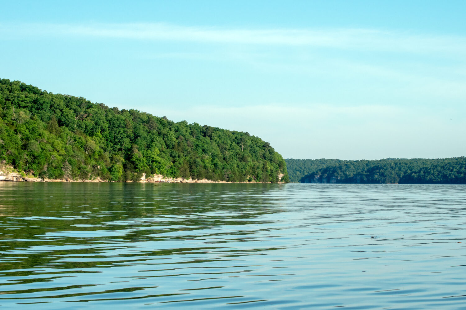 Una bella scena al lago Eucha Oklahoma.