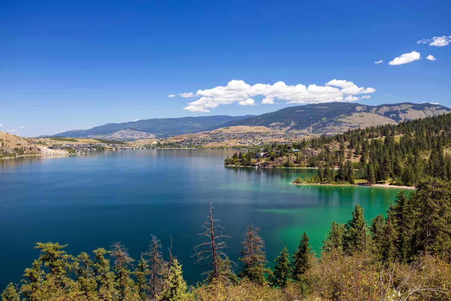 Il Kalamalka Lake Provincial Park and Protected Area è un parco provinciale a Coldstream, British Columbia, Canada. 