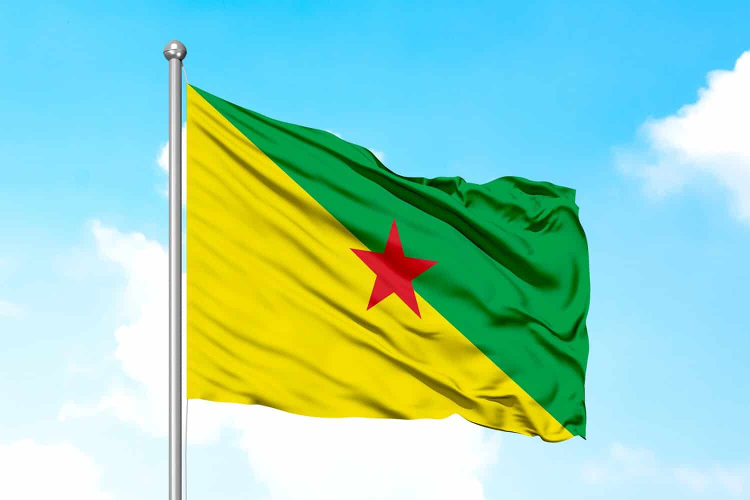 Guiana francese Flying Flag battenti bandiera su un cielo limpido per designer