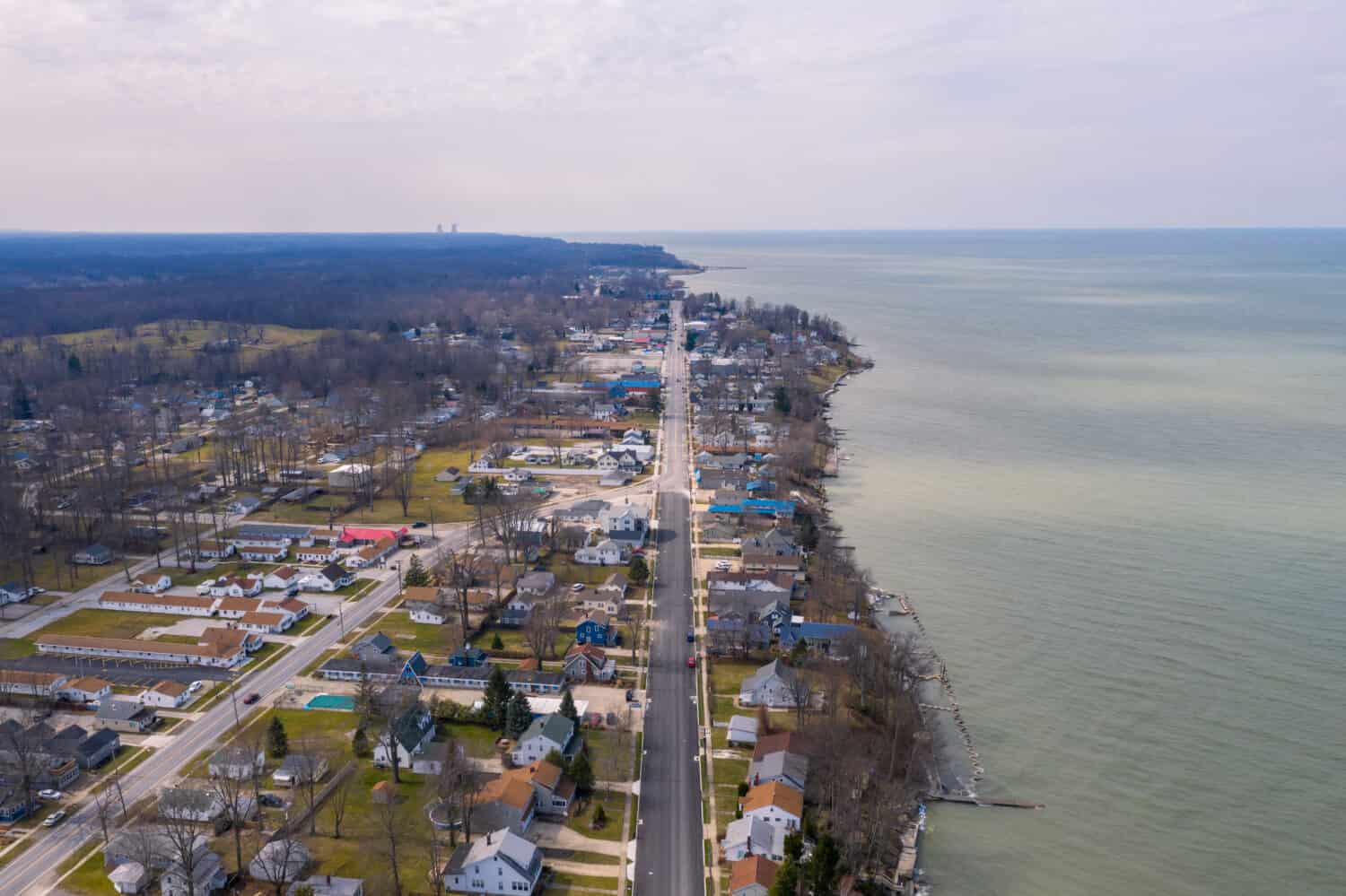 Veduta Aerea Della Città Costiera Del Lago Erie, Ginevra Sul Lago Ohio.
