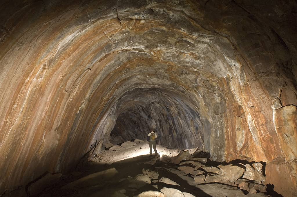 Grotta Arizona del fiume lavico