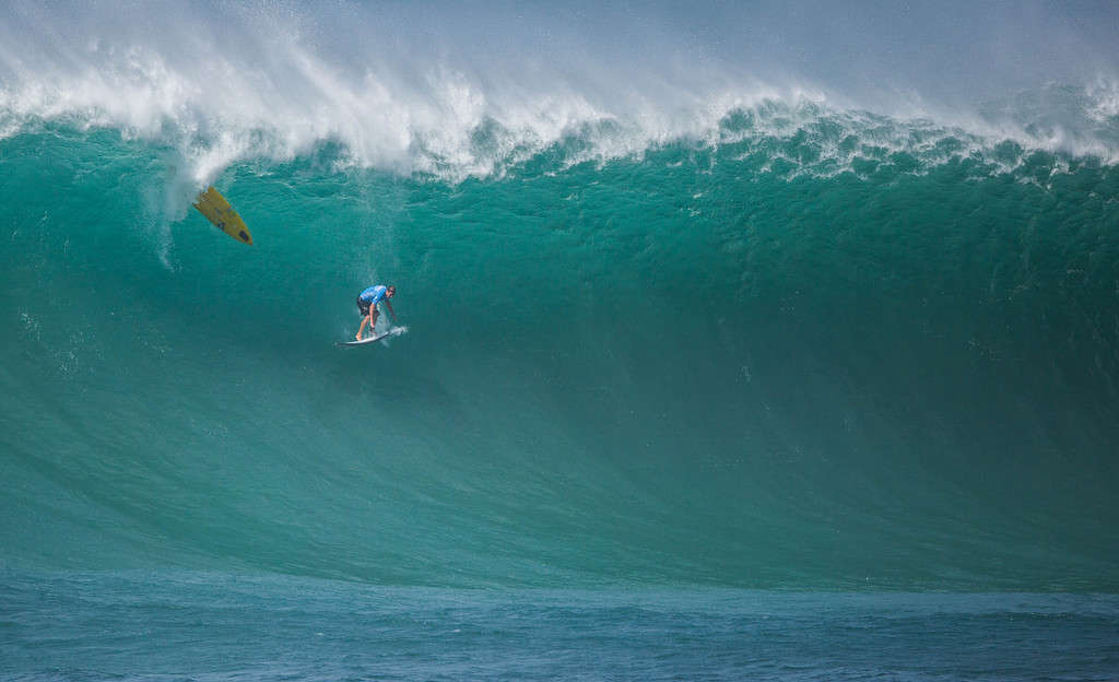 Eddie_Aikau_Big_Wave_Invitational_Surf_Contest_Waimea_Bay_Hawaii_Febrary_2016_(24651726073)