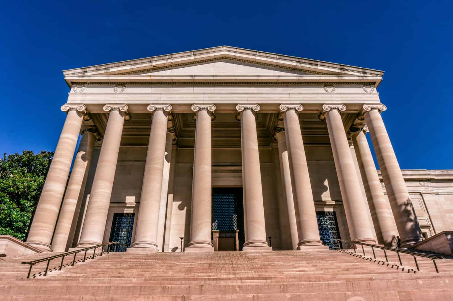 National Gallery of Art West Building sul centro commerciale a Washington, DC