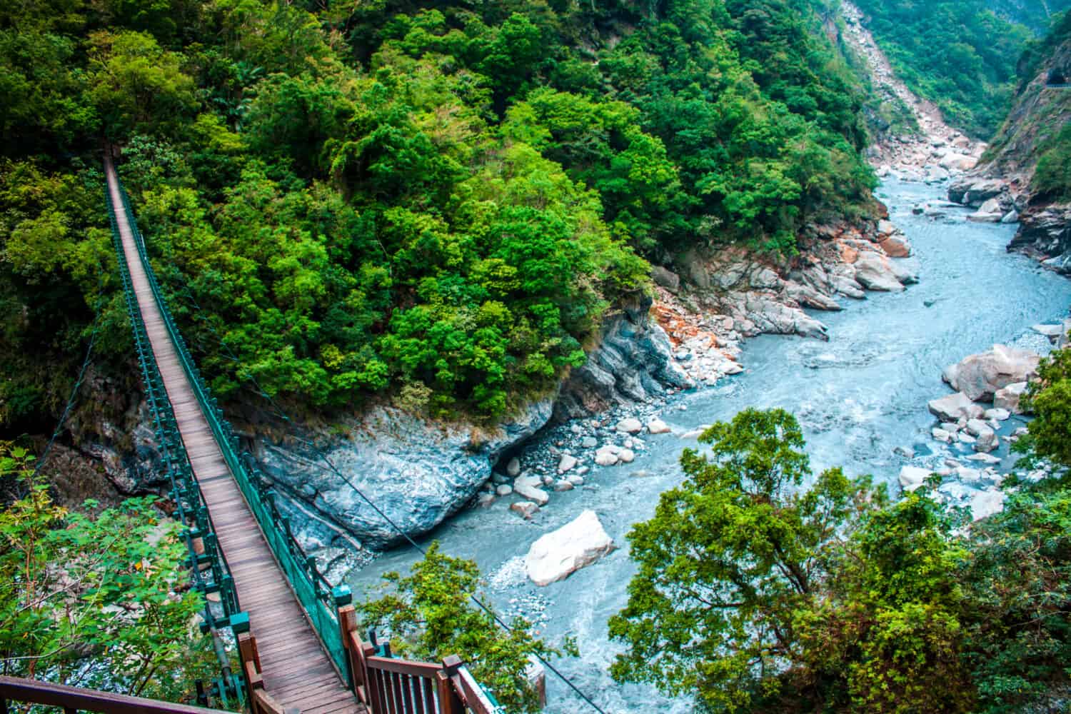 Vista panoramica nella gola di Taroko, parco nazionale di Taroko, Hualien, Taiwan