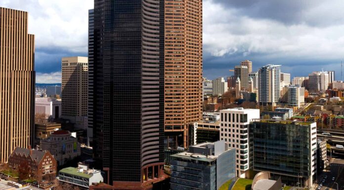 Vista dell'orizzonte del centro di Seattle dei grattacieli più alti della città