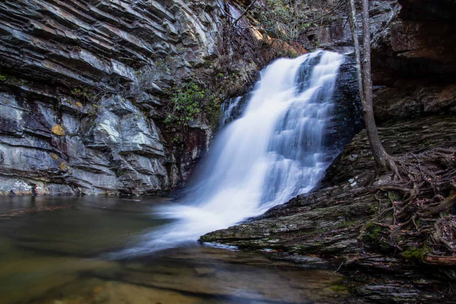 Cascate inferiori delle cascate