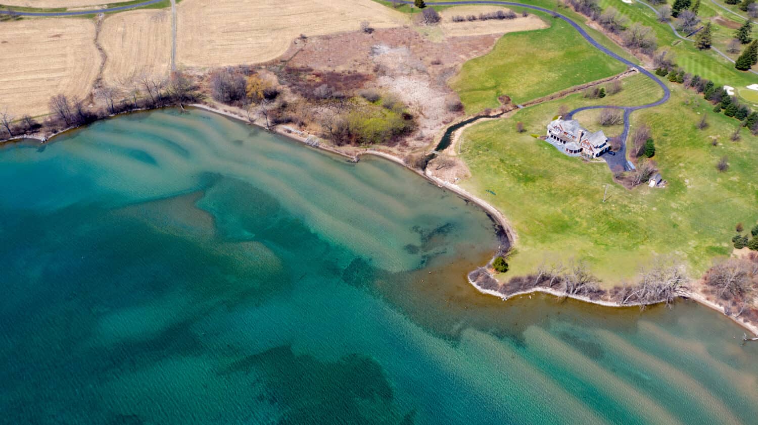 Ambiente costiero lungo il lago Skaneateles