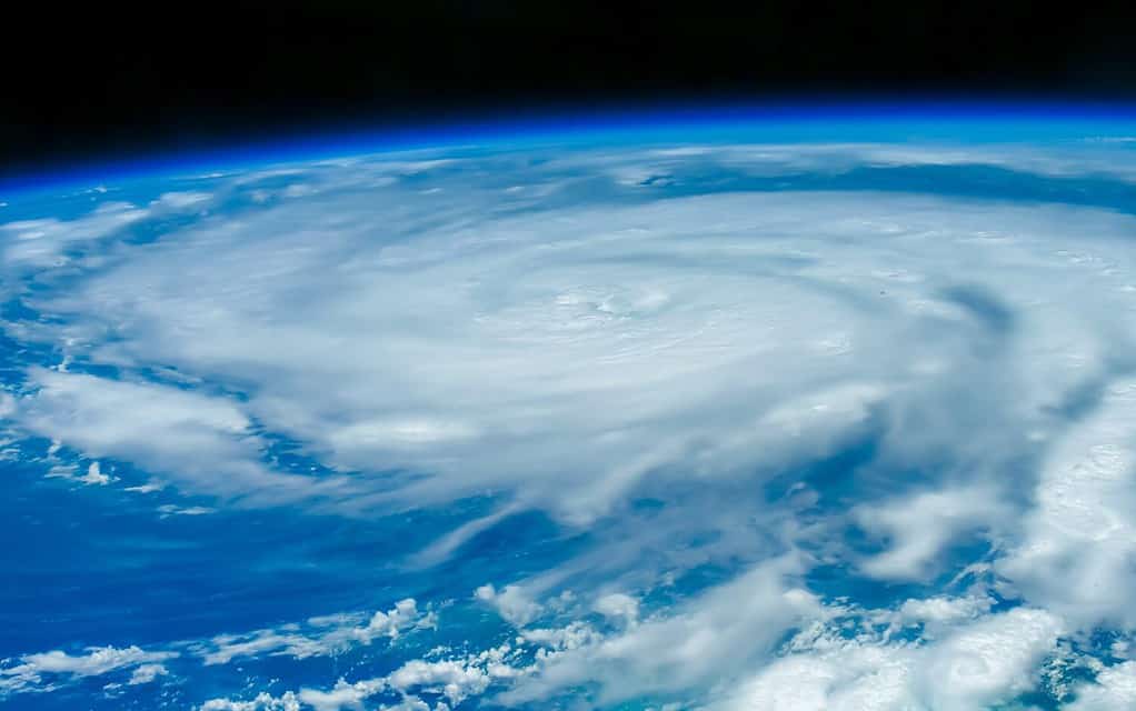 Vista satellitare dell'uragano Ida, Golfo del Messico.  Foto di tempesta o tornado o tifone scattata dallo spazio.  Elementi di questa immagine forniti dalla NASA.