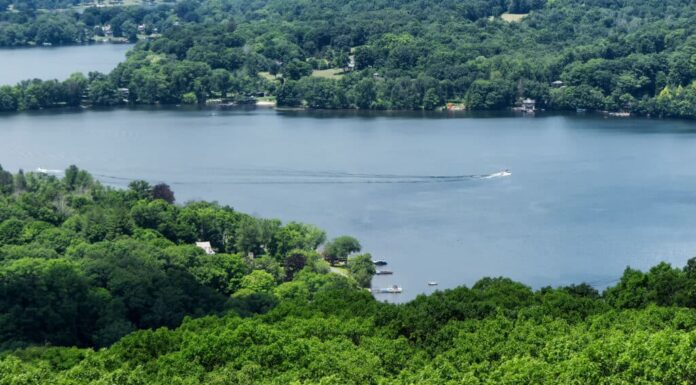 Lago Waramaug Connecticut