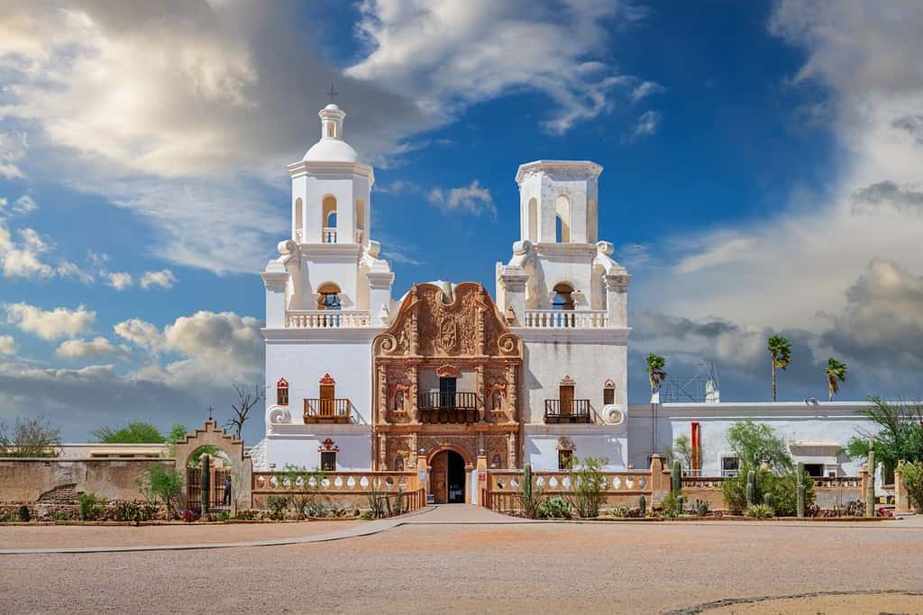 Tucson, Arizona, Stati Uniti presso la storica missione di San Xavier del Bac.