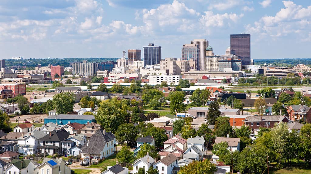 Skyline di Dayton, Ohio e quartieri circostanti