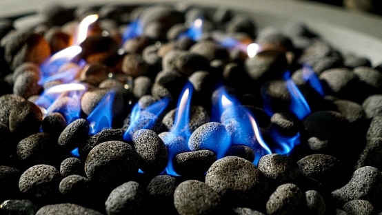 Le fiamme blu sono la parte più calda delle fiamme comuni.